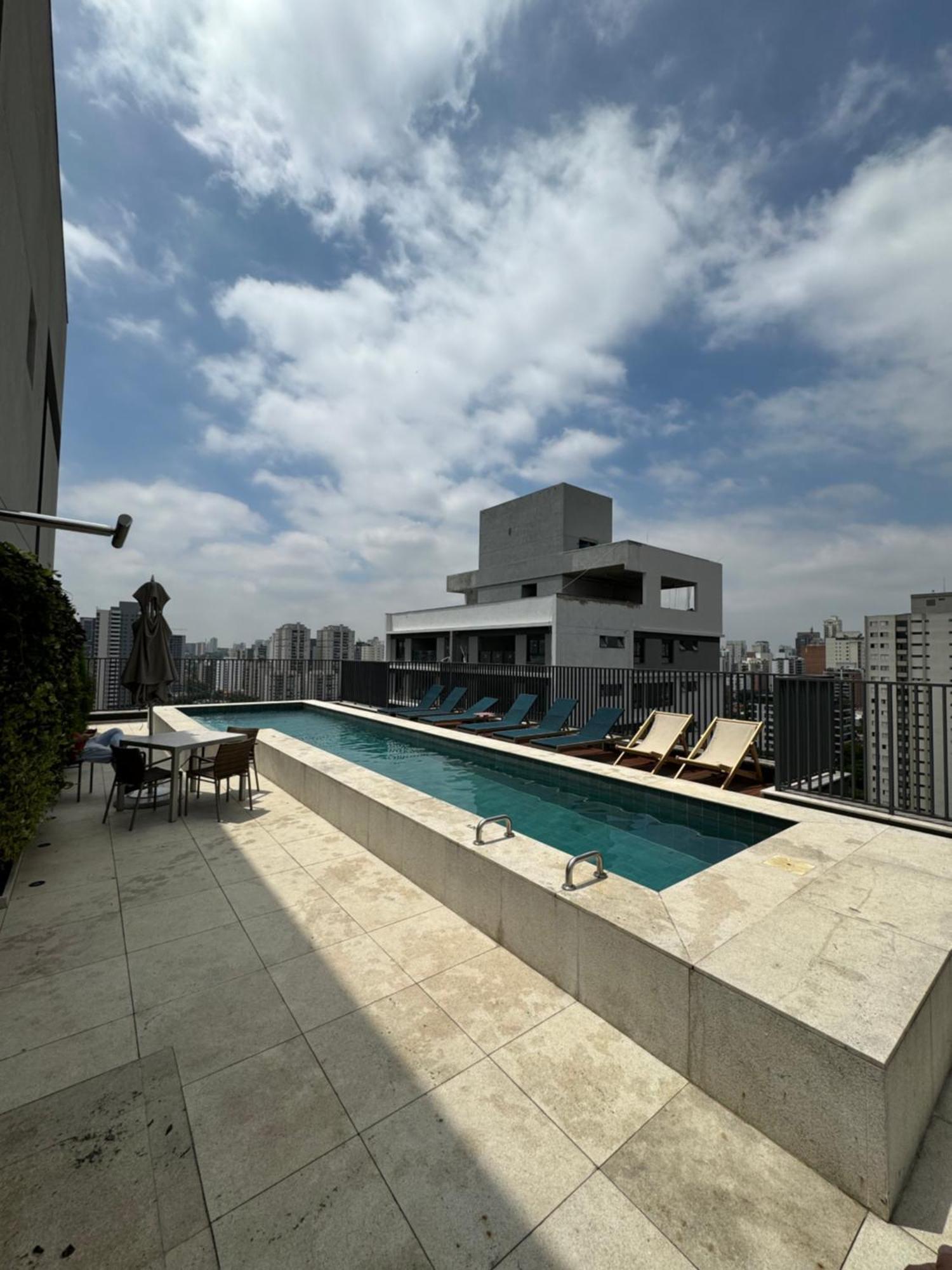 Novo E Completo * São Paulo